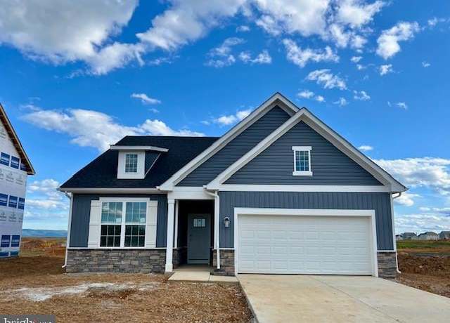 Property at 432 Atkinson St, Shenandoah Junction, WV 25442, 4 beds, 3 baths