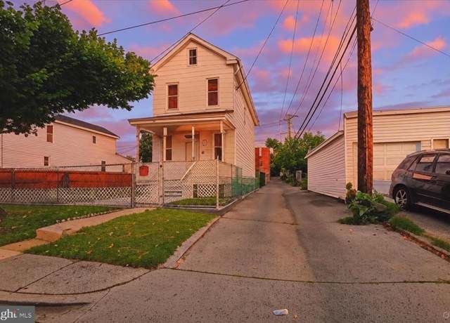 Property at 74 N Culver St, Baltimore, MD 21229, 3 beds, 1 bath