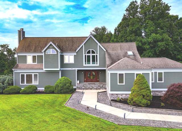 Property at 15501 Bushy Tail Run, Woodbine, MD 21797, 7 beds, 4.5 baths