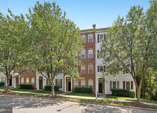 Property at 944 Orchard Ridge Dr #200, Gaithersburg, MD 20878, 3 beds, 2.5 baths