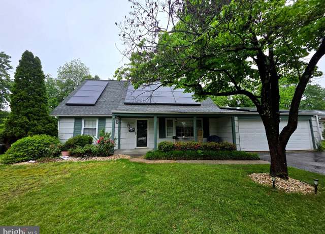 Property at 4914 Ridgeview Ln, Bowie, MD 20715, 4 beds, 2 baths