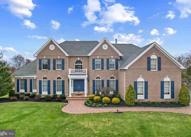 Property at 223 Country Club Dr, Moorestown, NJ 08057, 4 beds, 4.5 baths