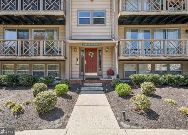 Property at 42 Sweetfern Ct, Marlton, NJ 08053, 2 beds, 1 bath