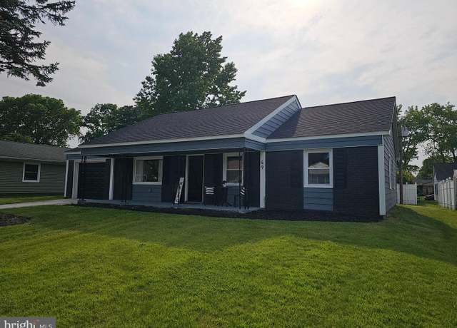 Property at 49 Gaylord Cir, Willingboro, NJ 08046, 3 beds, 2 baths