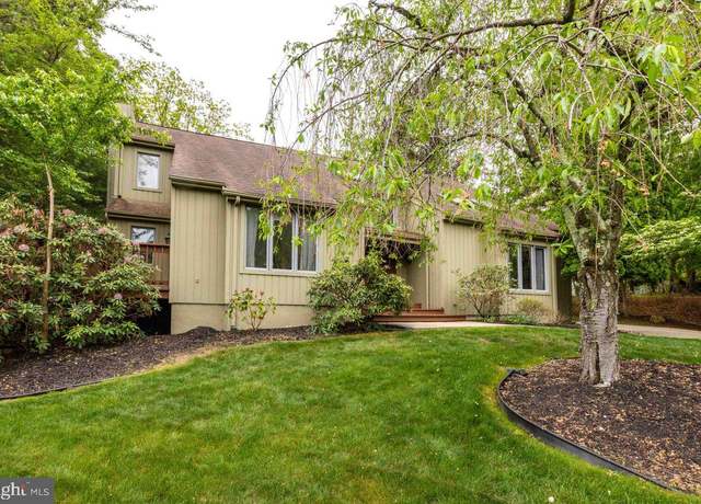 Property at 13 Elena Ct, Voorhees, NJ 08043, 4 beds, 2.5 baths