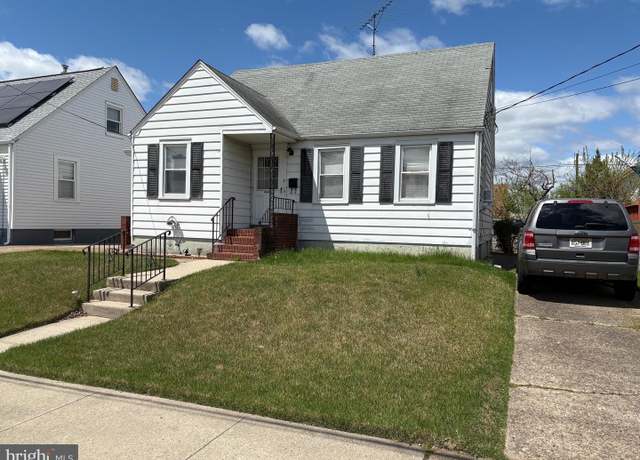 Property at 141 Irvington Pl, Hamilton, NJ 08610, 3 beds, 1 bath