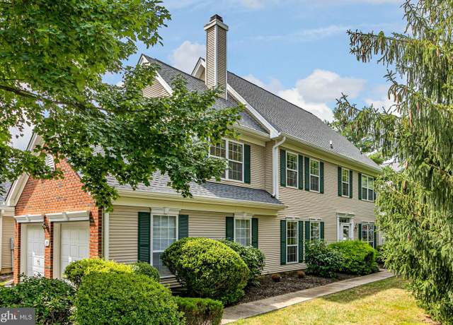 Property at 371 Watkins Rd, Pennington, NJ 08534, 3 beds, 2.5 baths