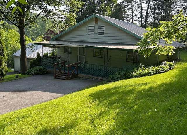 Property at 344 N Galen Hall Rd, Wernersville, PA 19565, 3 beds, 1 bath