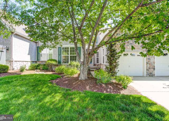 Property at 6 Beidler Dr, Washington Crossing, PA 18977, 2 beds, 2 baths