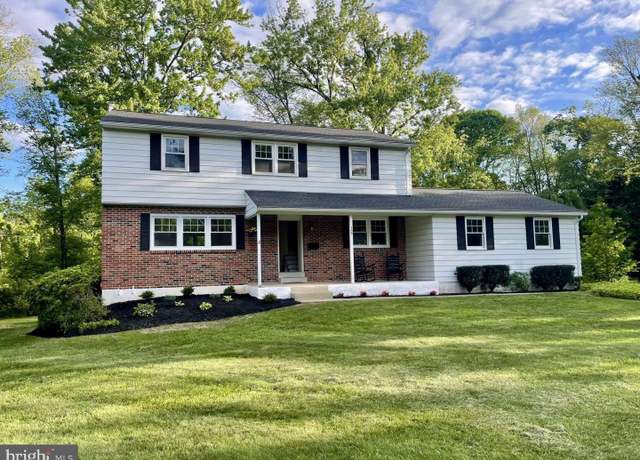 Property at 127 Homestead Dr, Doylestown, PA 18901, 4 beds, 2.5 baths