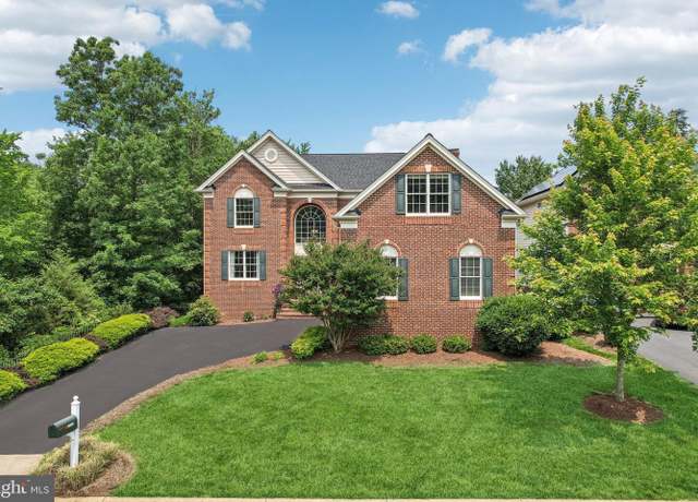 Property at 20121 Whistling Straits Pl, Ashburn, VA 20147, 5 beds, 4.5 baths