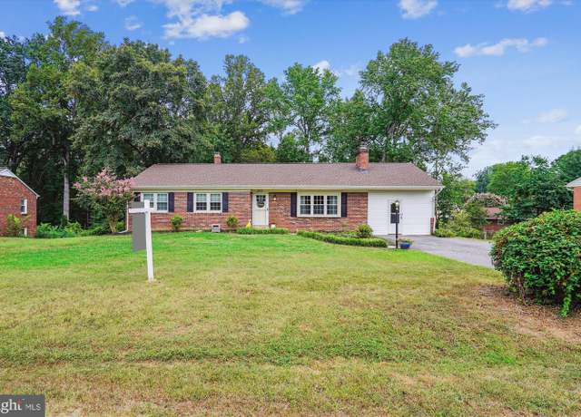 Property at 210 Ridgemore St, Fredericksburg, VA 22405, 3 beds, 2 baths