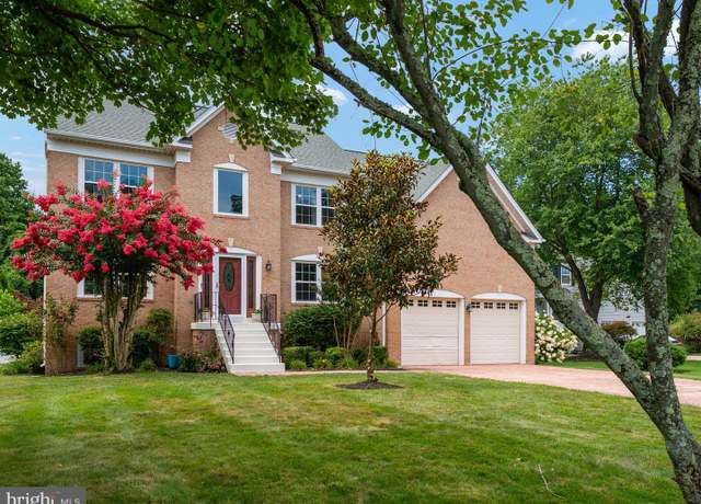 Property at 5312 Beauvoir Ct, West River, MD 20778, 6 beds, 3.5 baths