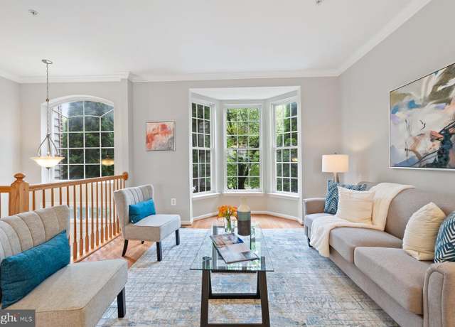 Property at 3804 Addison Woods Rd, Frederick, MD 21704, 4 beds, 3 baths