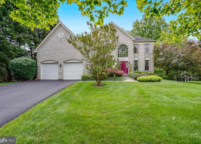 Property at 304 Alderwood Dr, North Potomac, MD 20878, 6 beds, 5.5 baths
