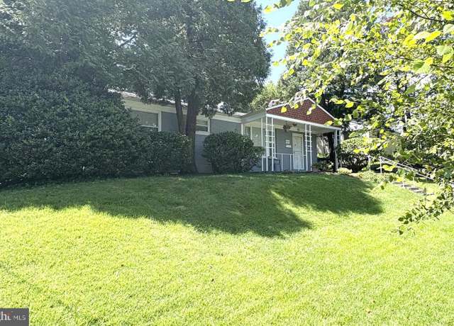 Property at 3307 Pennsylvania St, Hyattsville, MD 20783, 3 beds, 1 bath
