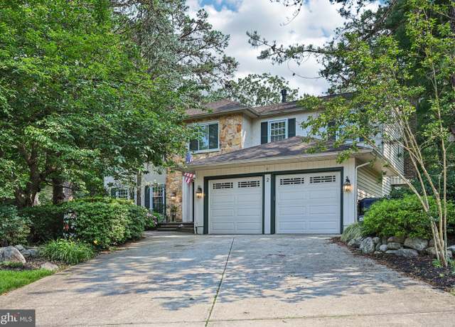 Property at 2 Keston Pl, Voorhees, NJ 08043, 4 beds, 3 baths