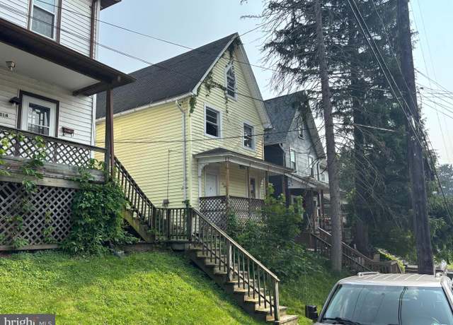 Property at 312 E Howard St, Bellefonte, PA 16823, 3 beds, 2 baths