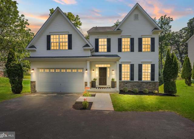 Property at 604 Rose Hill Rd, Broomall, PA 19008, 4 beds, 2.5 baths