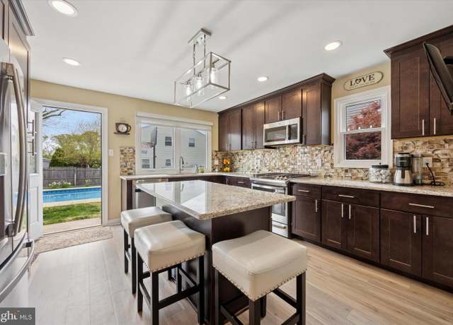 Property at 209 Susan Dr, Elkins Park, PA 19027, 3 beds, 3 baths