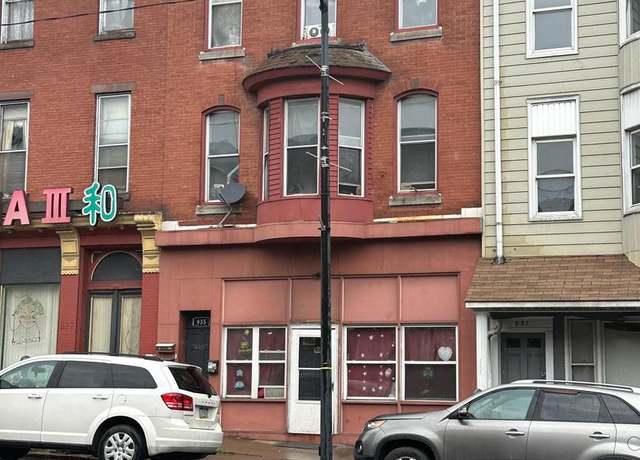 Property at 935 Centre St, Ashland, PA 17921, 8 beds