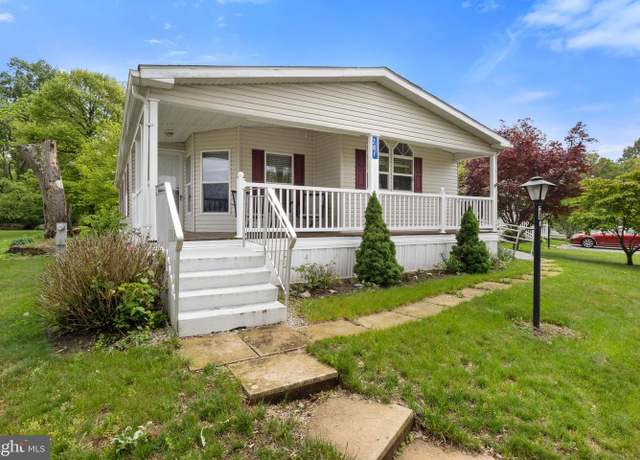 Property at 800 York Rd #281, Dover, PA 17315, 2 beds, 2 baths
