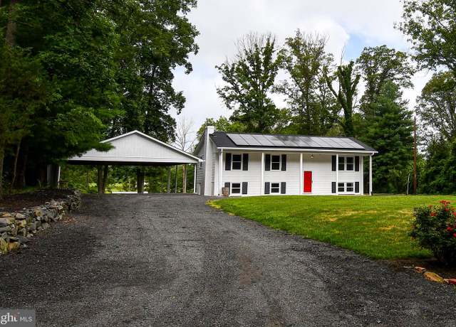 Property at 9512 Silas Dr, Nokesville, VA 20181, 4 beds, 3 baths