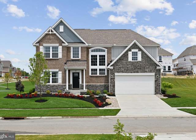 Property at 1 Lillian Ct, Fredericksburg, VA 22406, 4 beds, 2.5 baths