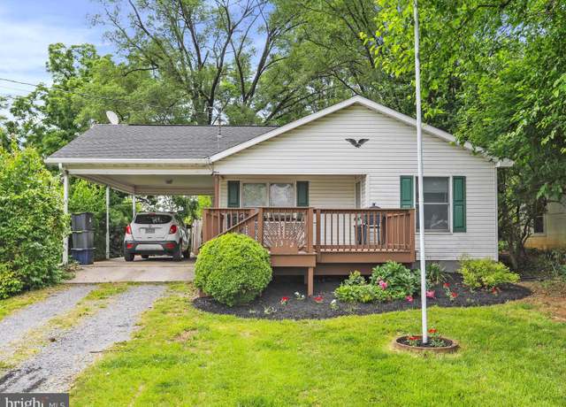 Property at 1312 West Virginia Ave W, Martinsburg, WV 25401, 3 beds, 2 baths