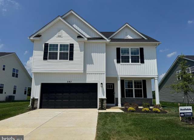 Property at 397 Atkinson St, Shenandoah Junction, WV 25442, 4 beds, 2.5 baths