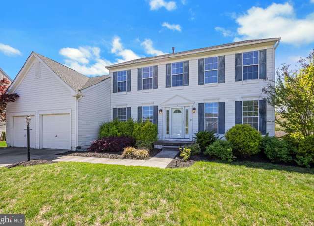 Property at 4 Teakwood Ln, Sicklerville, NJ 08081, 4 beds, 2.5 baths