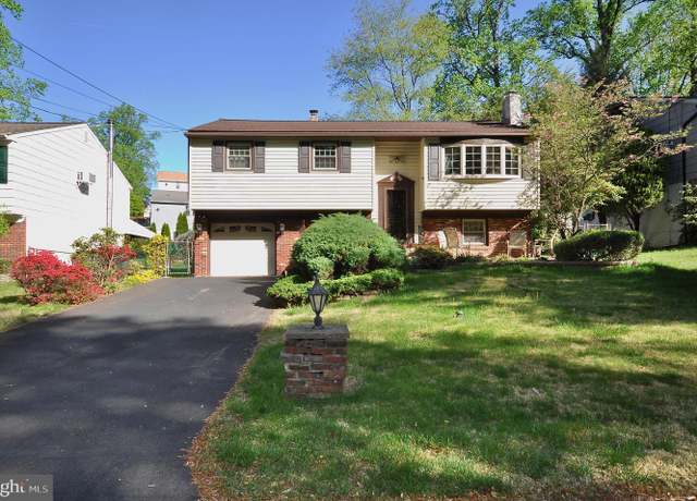 Property at 3702 Moosewood Ave, Feasterville Trevose, PA 19053, 3 beds, 1.5 baths