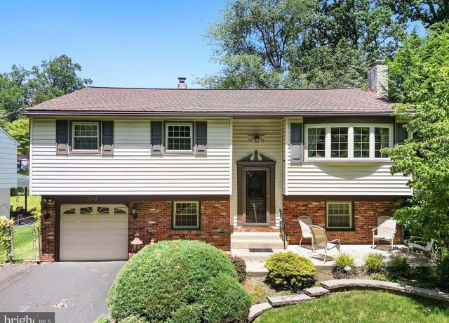 Property at 3702 Moosewood Ave, Feasterville Trevose, PA 19053, 3 beds, 1.5 baths