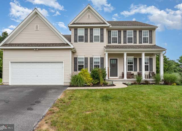 Property at 7030 Beech Tree Dr, Harrisburg, PA 17111, 4 beds, 2.5 baths