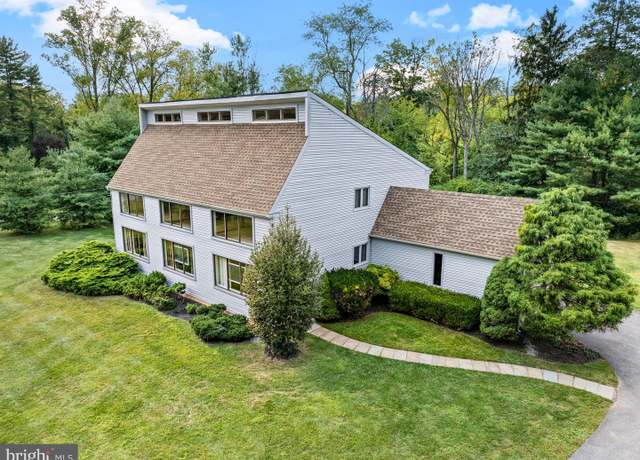 Property at 3525 Goshen Rd, Newtown Square, PA 19073, 4 beds, 2.5 baths