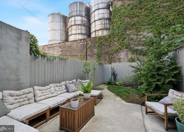 Property at 2174 E Oakdale St, Philadelphia, PA 19125, 2 beds, 2 baths