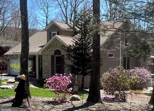 Property at 118 Arapahoe Ln, Hazleton, PA 18202, 5 beds, 4 baths