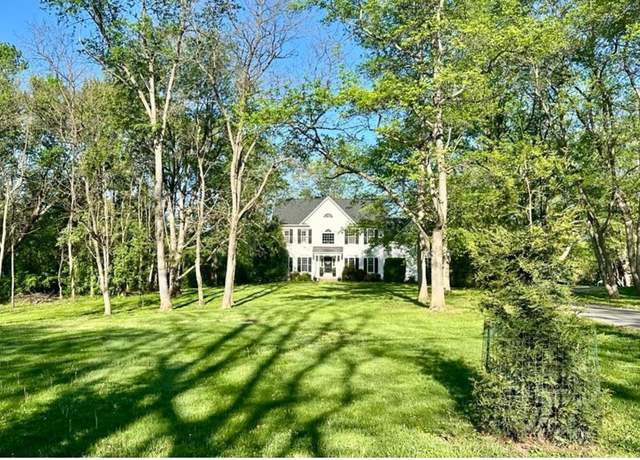 Property at 37009 Philomont Rd, Purcellville, VA 20132, 5 beds, 3 baths