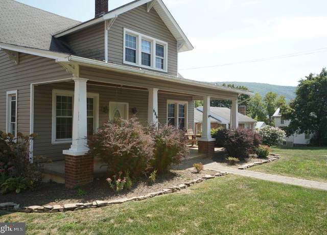 Property at 646 North Main St, Franklin, WV 26807, 4 beds, 2 baths