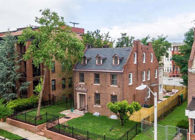Property at 2206 Park Ave, Baltimore, MD 21217, 8 beds, 4.5 baths