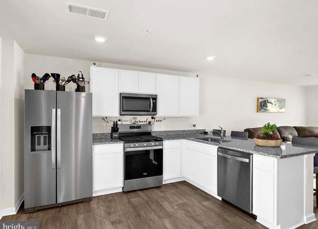 Property at 213 Hibiscus Ln, Cambridge, MD 21613, 4 beds, 2.5 baths