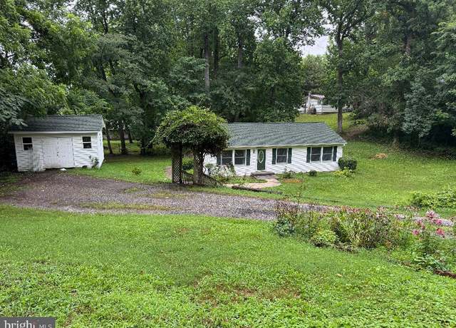 Property at 26221 Skyview Dr, Hollywood, MD 20636, 3 beds, 1 bath