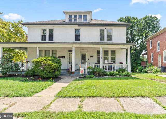 Property at 606 Highland Way, Hagerstown, MD 21740, 3 beds, 1.5 baths