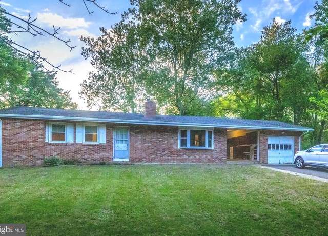 Property at 1525 Marlton Pike, Marlton, NJ 08053, 3 beds, 1 bath