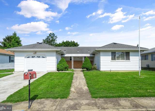Property at 20 Marathon St, Toms River, NJ 08757, 2 beds, 2 baths