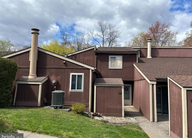 Property at 817 Lee Ct, Enola, PA 17025, 3 beds, 2.5 baths