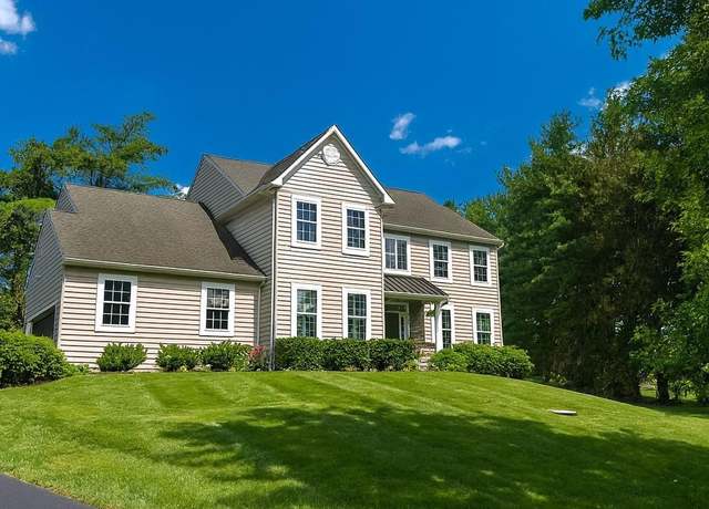 Property at 1598 Wineberry Ln, West Chester, PA 19380, 4 beds, 2.5 baths