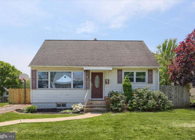 Property at 126 Beechwood Dr, Middletown, PA 17057, 3 beds, 2 baths
