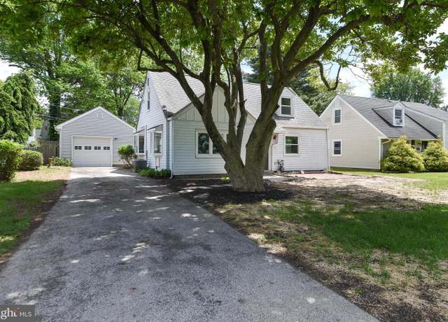 Property at 106 N Warminster Rd, Hatboro, PA 19040, 3 beds, 2 baths