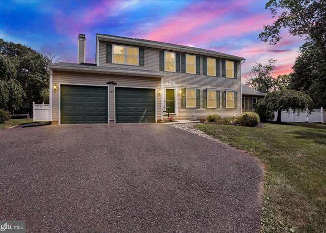 Property at 2007 Deer Ridge Dr, Pottstown, PA 19464, 5 beds, 3.5 baths